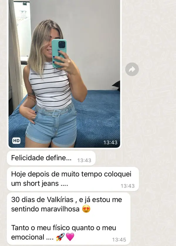 Aluna Thayse vestindo short jeans depois de 30 dias.